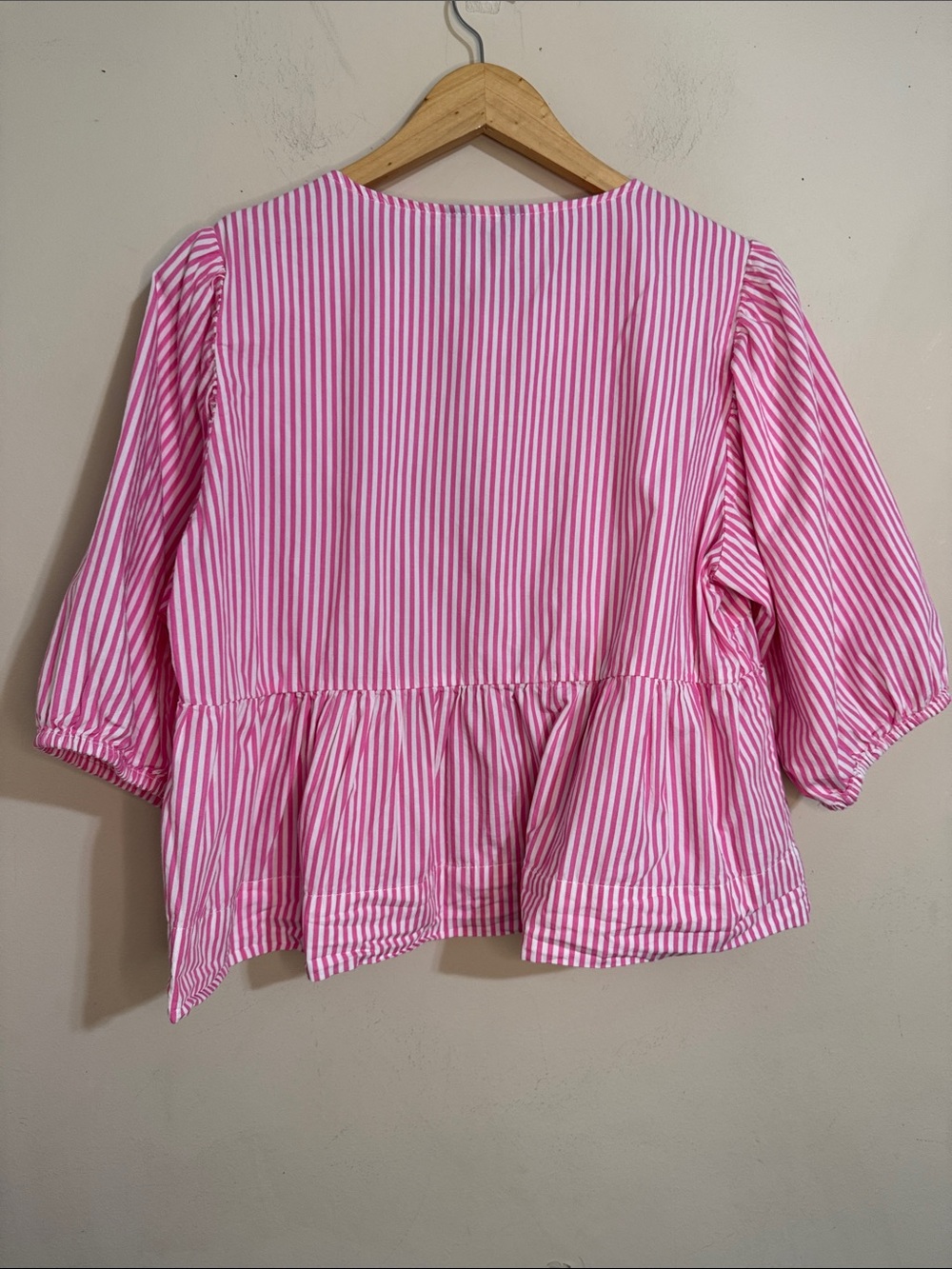 Women's Striped Peplum Bow-Front Top Pink White size L Coquette Feminine Whimsy - Picture 2 of 11